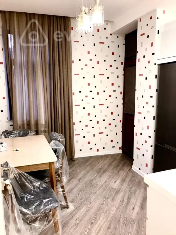 Kirayə verilir 3 otaqlı yeni tikili 110 m²