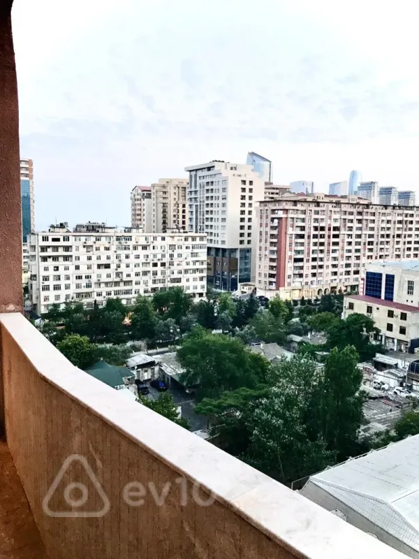 Kirayə verilir 3 otaqlı yeni tikili 110 m²