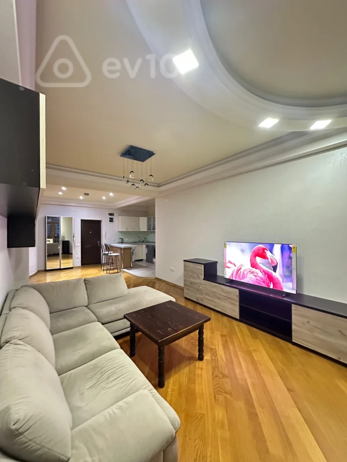 Kirayə verilir 3 otaqlı yeni tikili 110 m²