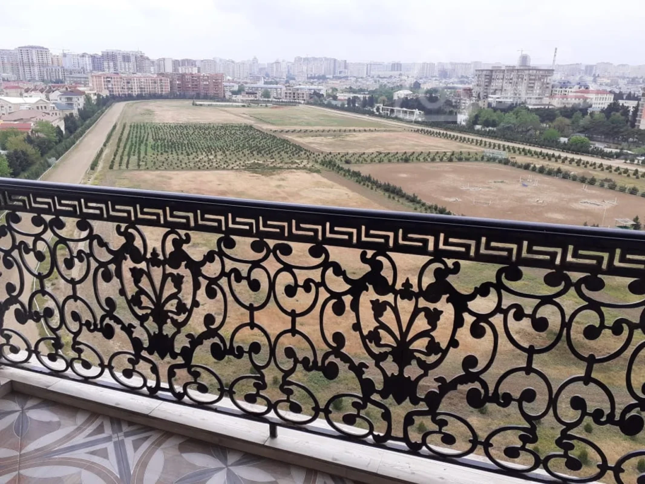 Kirayə verilir 2 otaqlı yeni tikili 75 m²