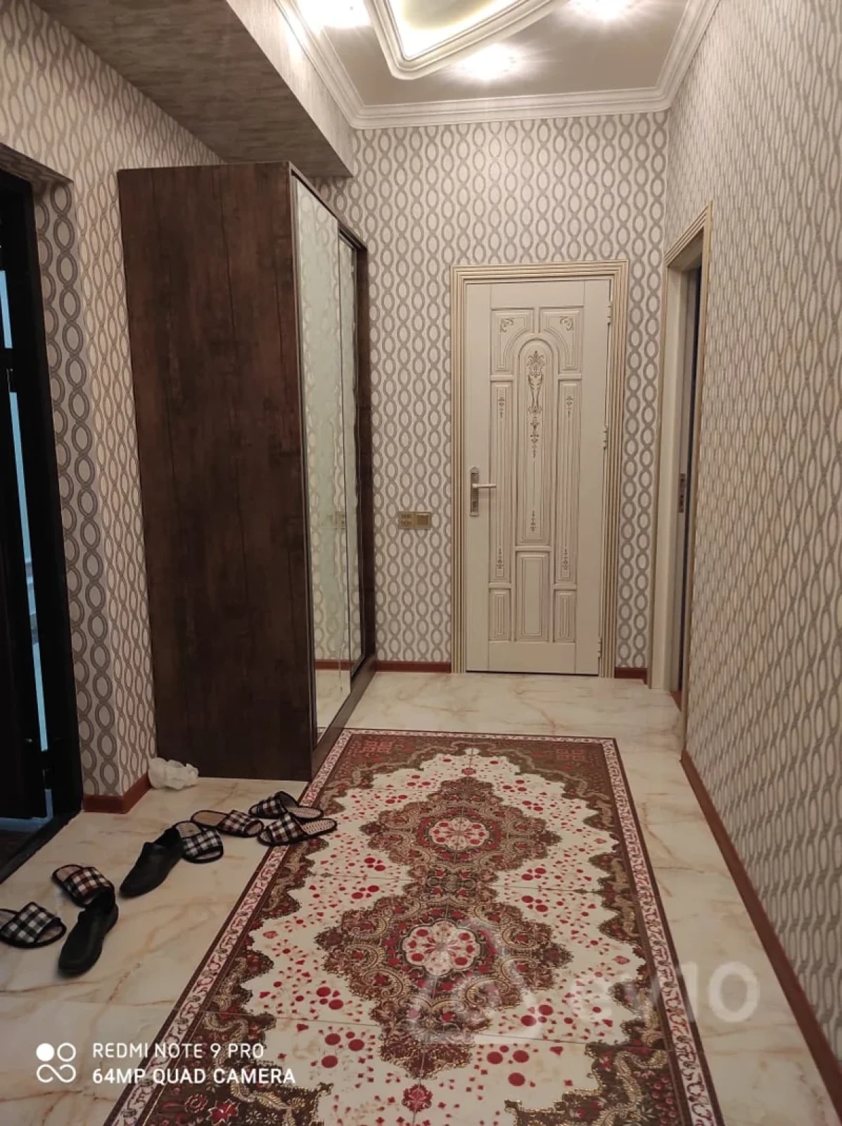 Kirayə verilir 2 otaqlı yeni tikili 75 m²