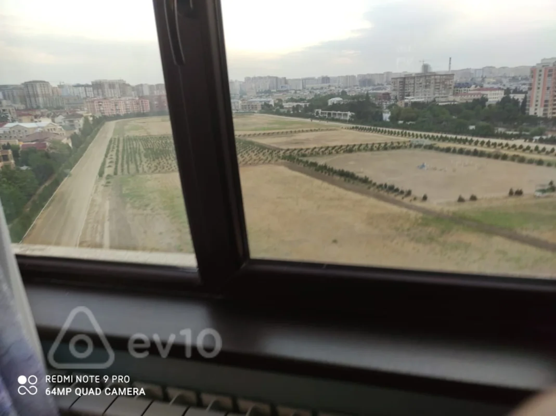 Kirayə verilir 2 otaqlı yeni tikili 75 m²