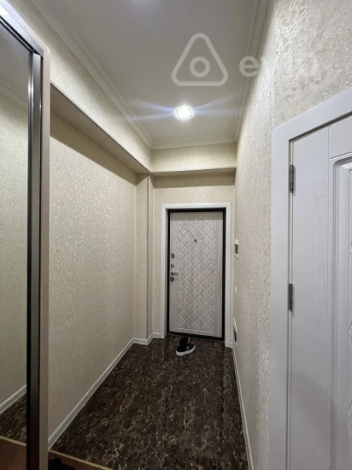 Kirayə verilir 2 otaqlı yeni tikili 80 m²