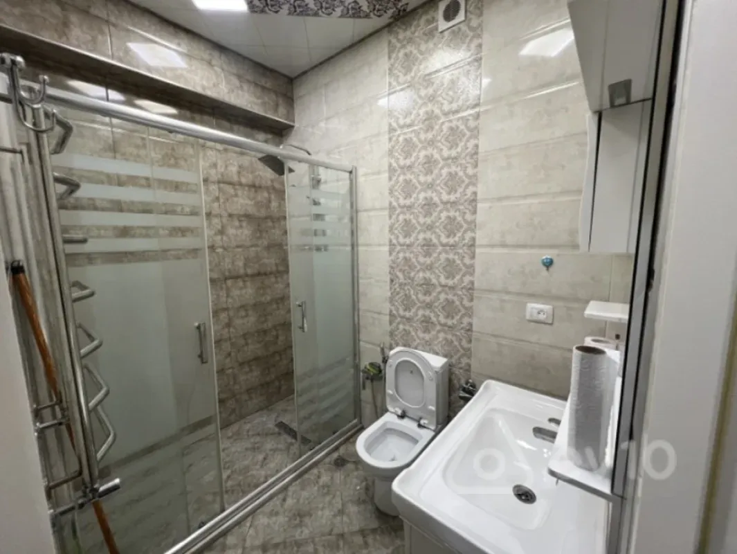Kirayə verilir 2 otaqlı yeni tikili 80 m²