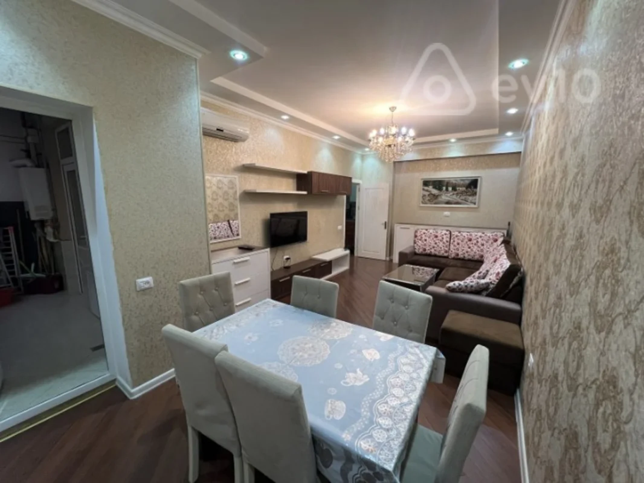 Kirayə verilir 2 otaqlı yeni tikili 80 m²
