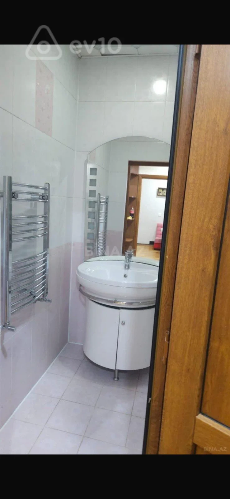 Kirayə verilir 2 otaqlı yeni tikili 70 m²