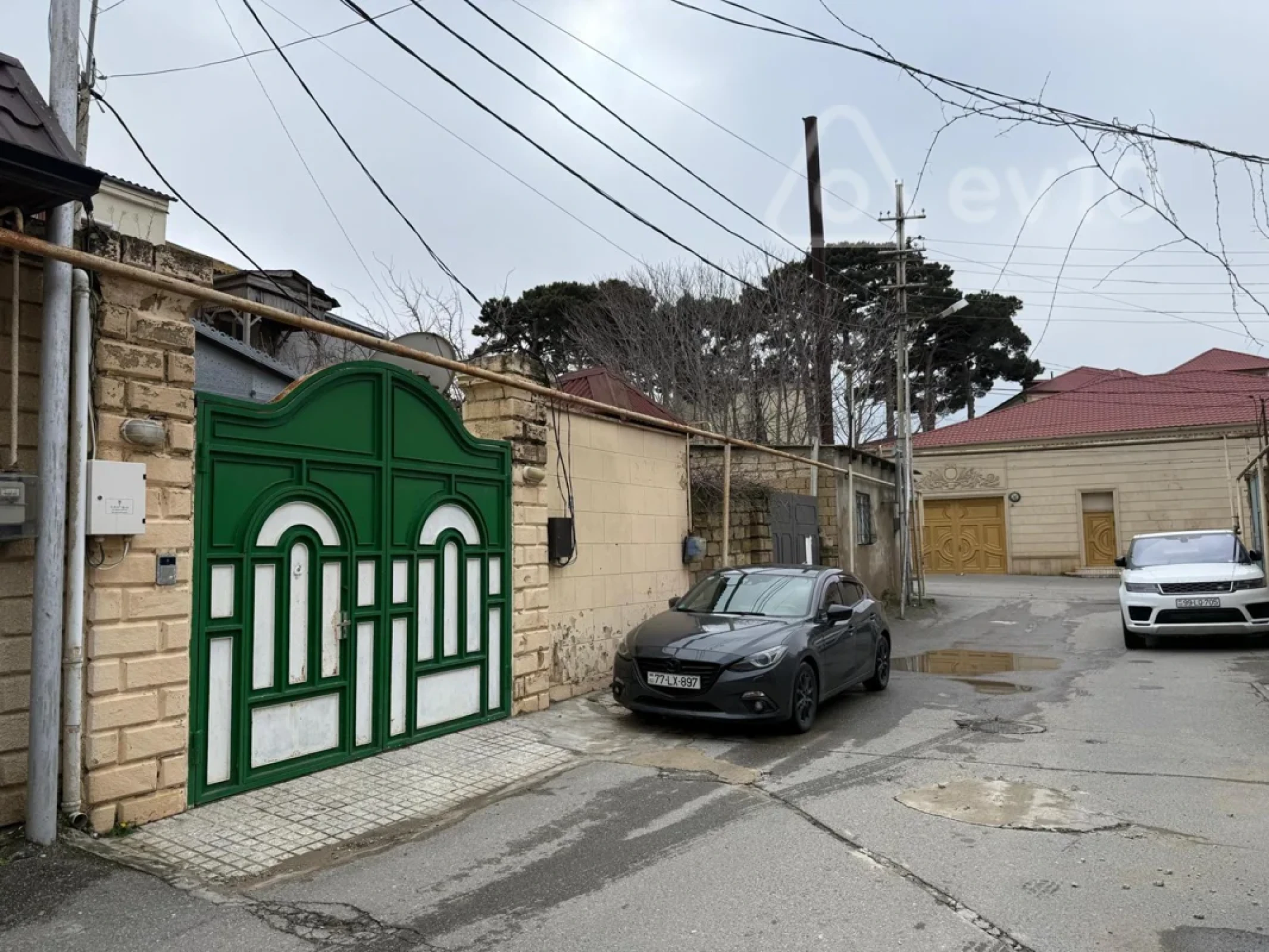 Satılır 3 otaqlı həyət evi 100 m²