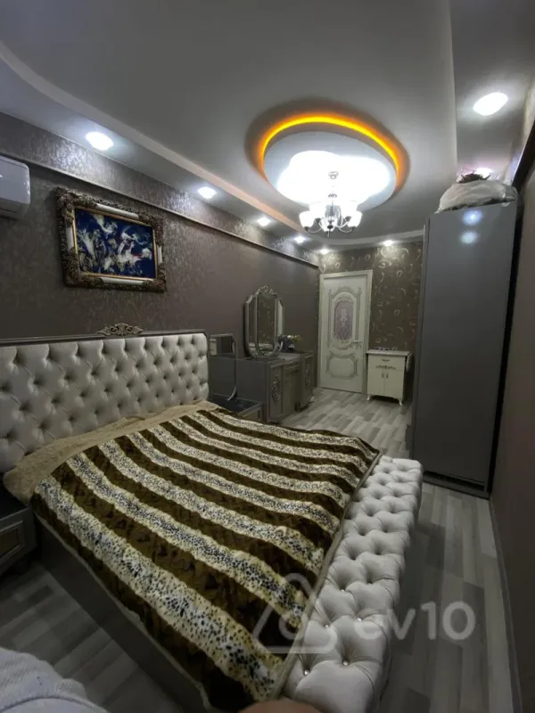 Satılır 4 otaqlı yeni tikili 85 m²