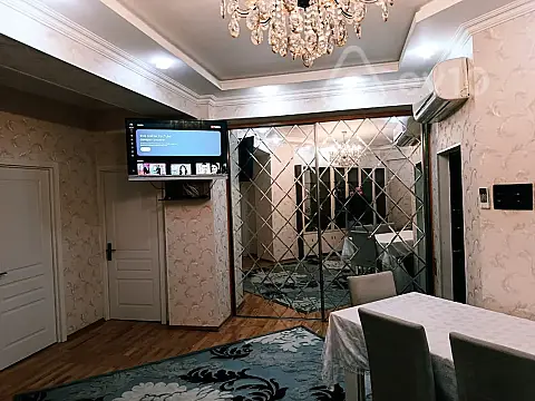 Kirayə verilir 3 otaqlı yeni tikili 110 m²