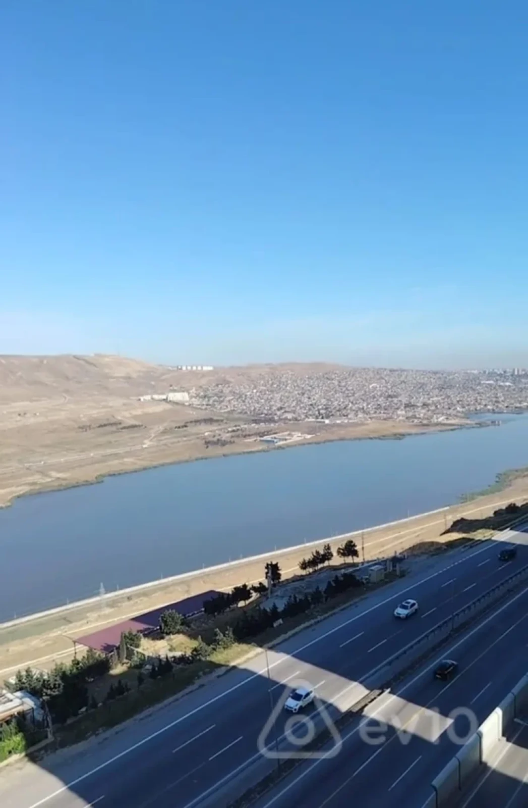 Kirayə verilir 3 otaqlı yeni tikili 110 m²