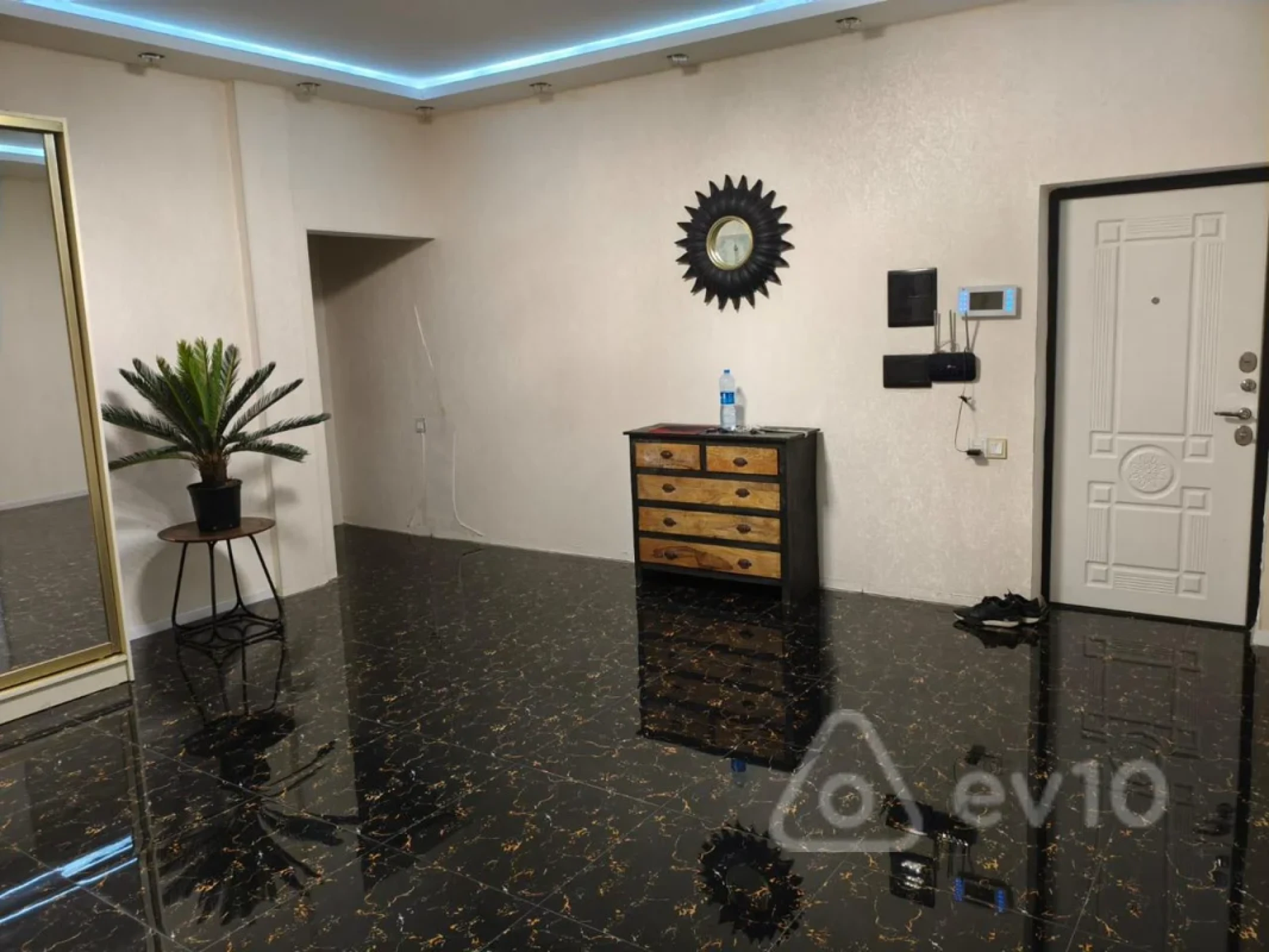 Kirayə verilir 3 otaqlı yeni tikili 114 m²