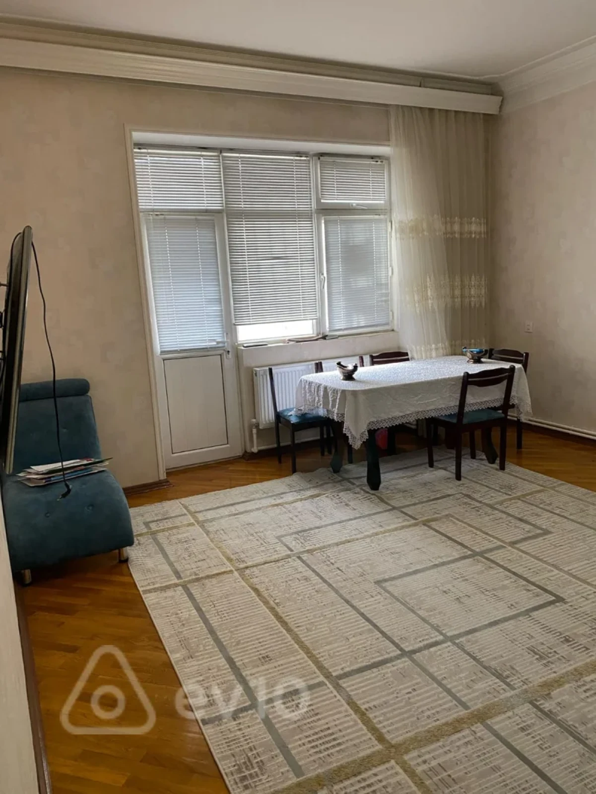 Kirayə verilir 3 otaqlı yeni tikili 110 m²