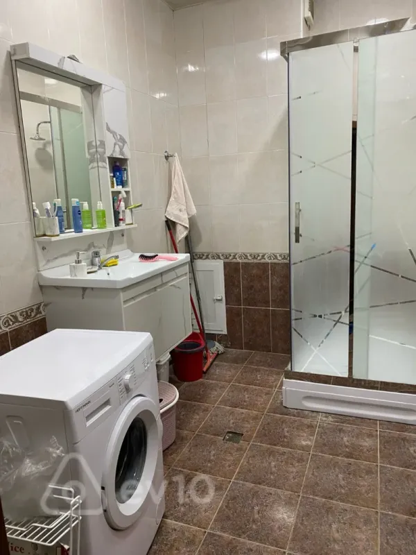 Kirayə verilir 3 otaqlı yeni tikili 110 m²