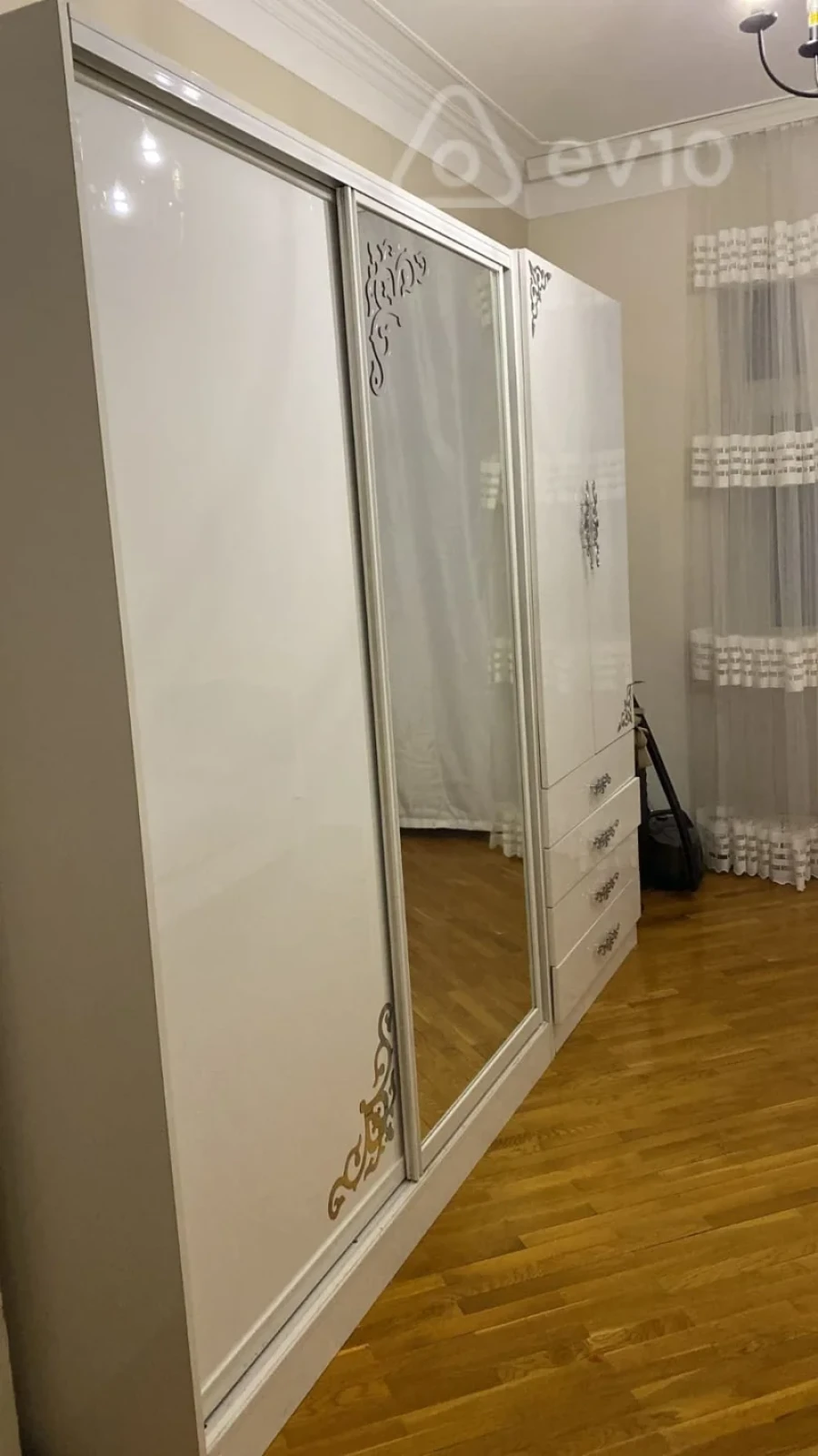 Kirayə verilir 3 otaqlı yeni tikili 110 m²