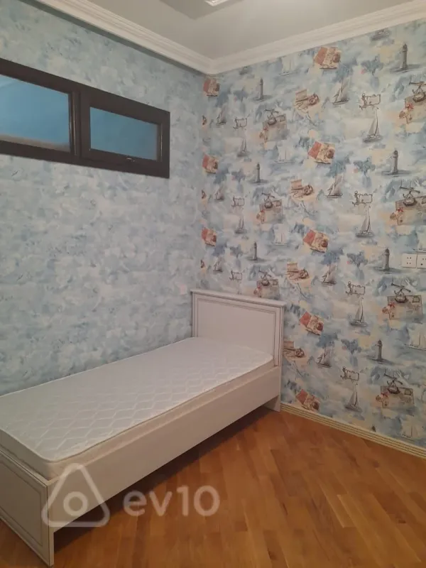 Kirayə verilir 3 otaqlı yeni tikili 120 m²