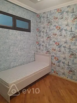 Kirayə verilir 3 otaqlı yeni tikili 120 m²