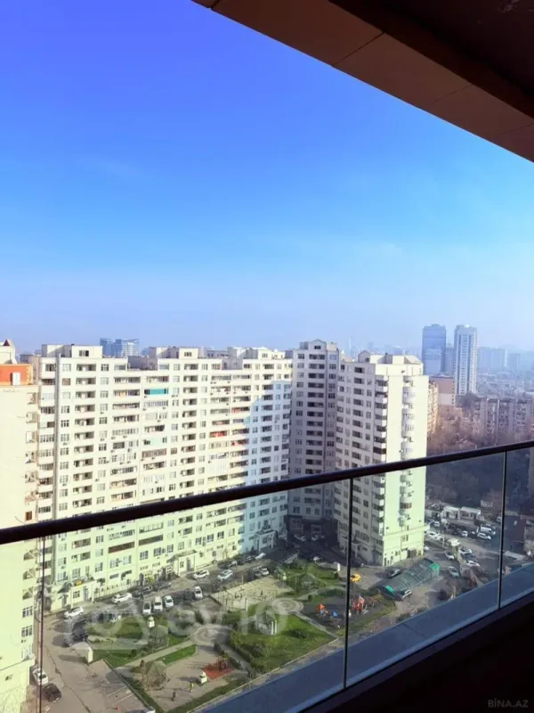 Kirayə verilir 3 otaqlı yeni tikili 120 m²