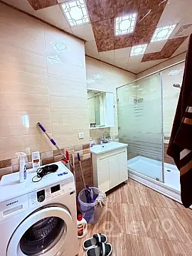 Kirayə verilir 3 otaqlı yeni tikili 120 m²