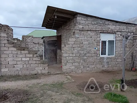 Satılır 3 otaqlı həyət evi 400 m²