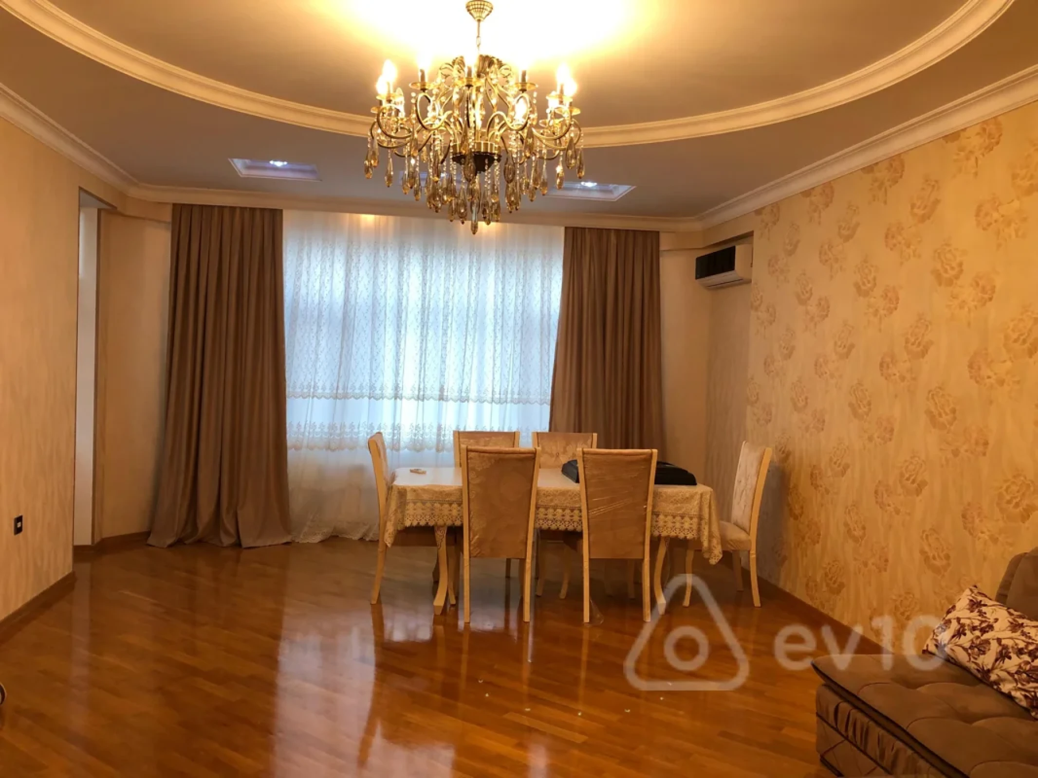 Kirayə verilir 2 otaqlı yeni tikili 109 m²