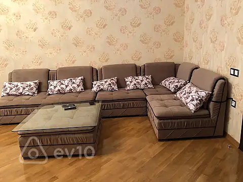 Kirayə verilir 2 otaqlı yeni tikili 109 m²