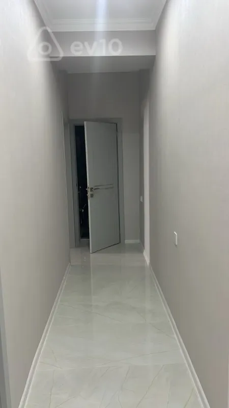 Kirayə verilir 2 otaqlı yeni tikili 104 m²