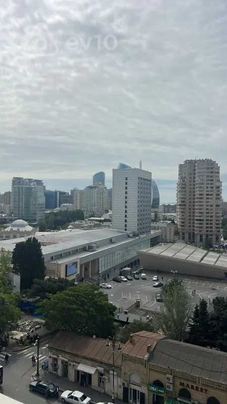 Kirayə verilir 2 otaqlı yeni tikili 104 m²