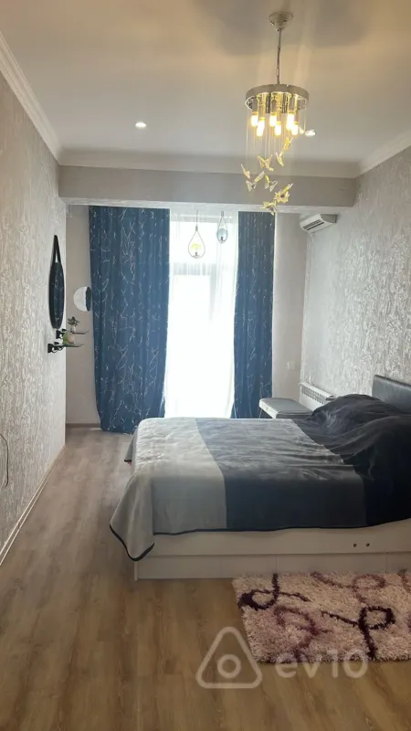 Kirayə verilir 2 otaqlı yeni tikili 104 m²