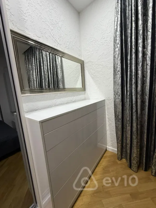 Kirayə verilir 3 otaqlı yeni tikili 60 m²