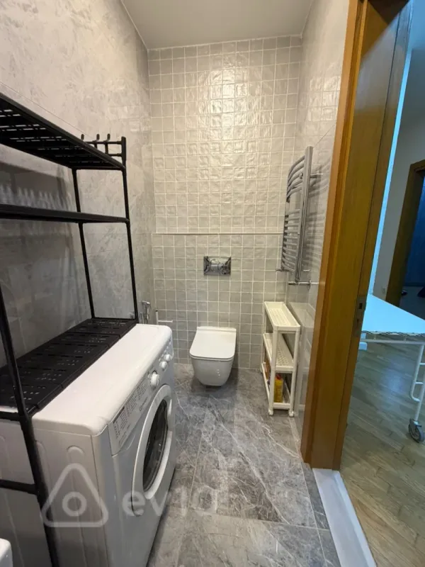Kirayə verilir 3 otaqlı yeni tikili 60 m²