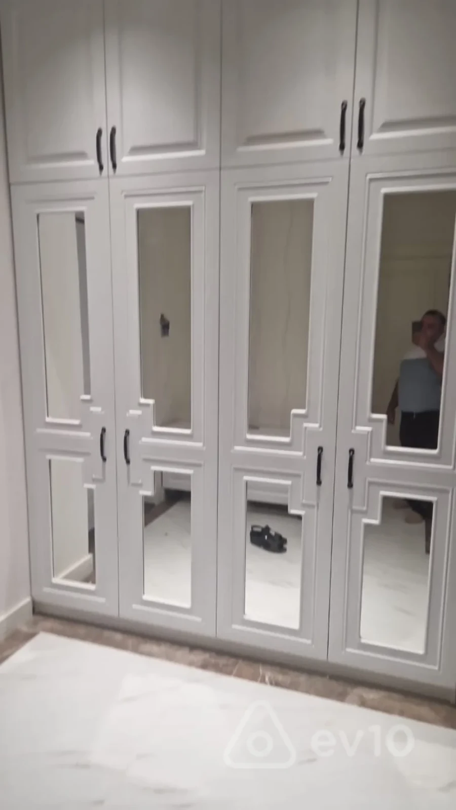 Kirayə verilir 2 otaqlı yeni tikili 112 m²