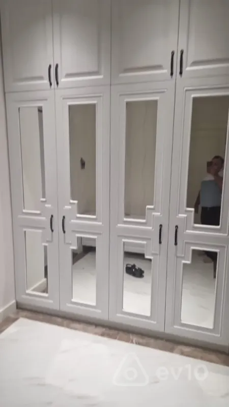 Kirayə verilir 2 otaqlı yeni tikili 112 m²