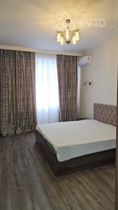 Kirayə verilir 3 otaqlı yeni tikili 120 m²