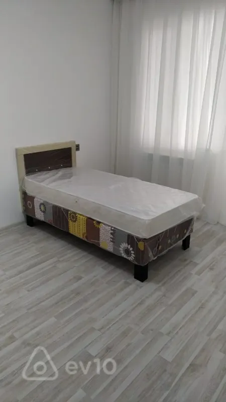 Kirayə verilir 3 otaqlı yeni tikili 91 m²