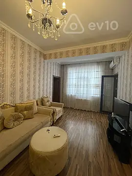 Kirayə verilir 2 otaqlı yeni tikili 55 m²