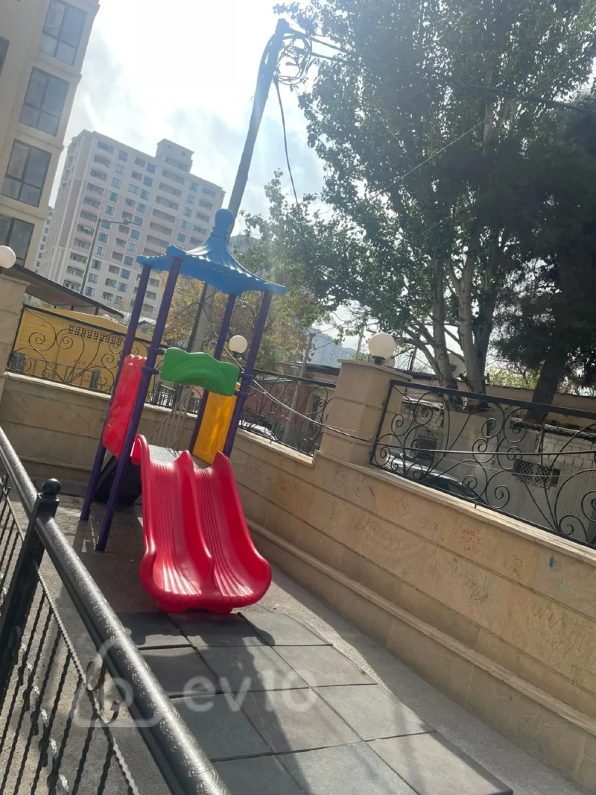 Kirayə verilir 2 otaqlı yeni tikili 55 m²