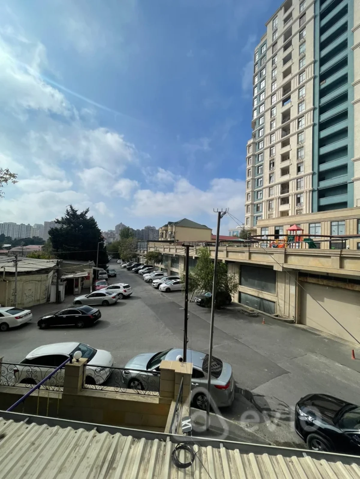 Kirayə verilir 2 otaqlı yeni tikili 55 m²