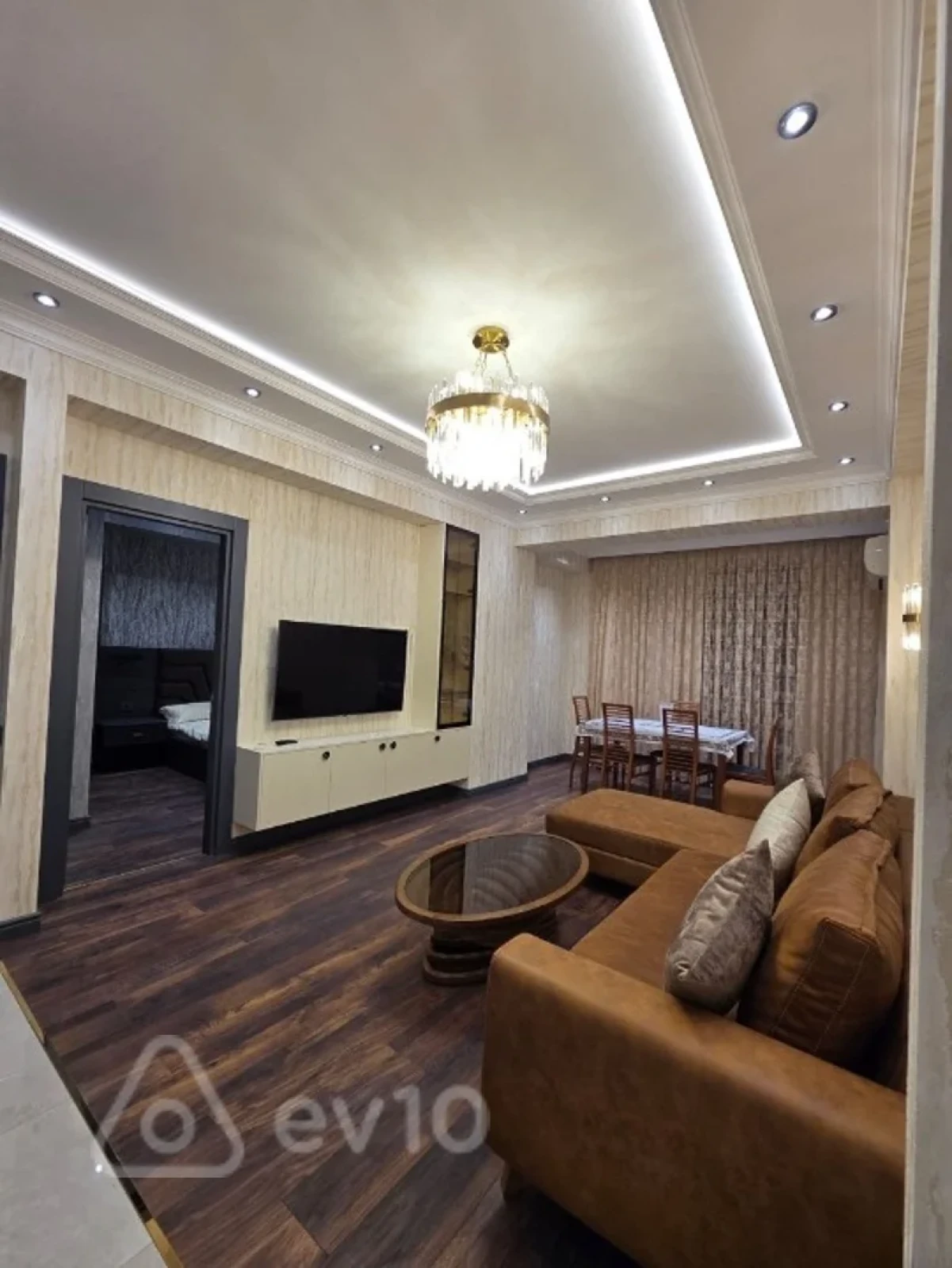 Kirayə verilir 2 otaqlı yeni tikili 78 m²