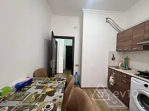 Kirayə verilir 1 otaqlı yeni tikili 46 m²