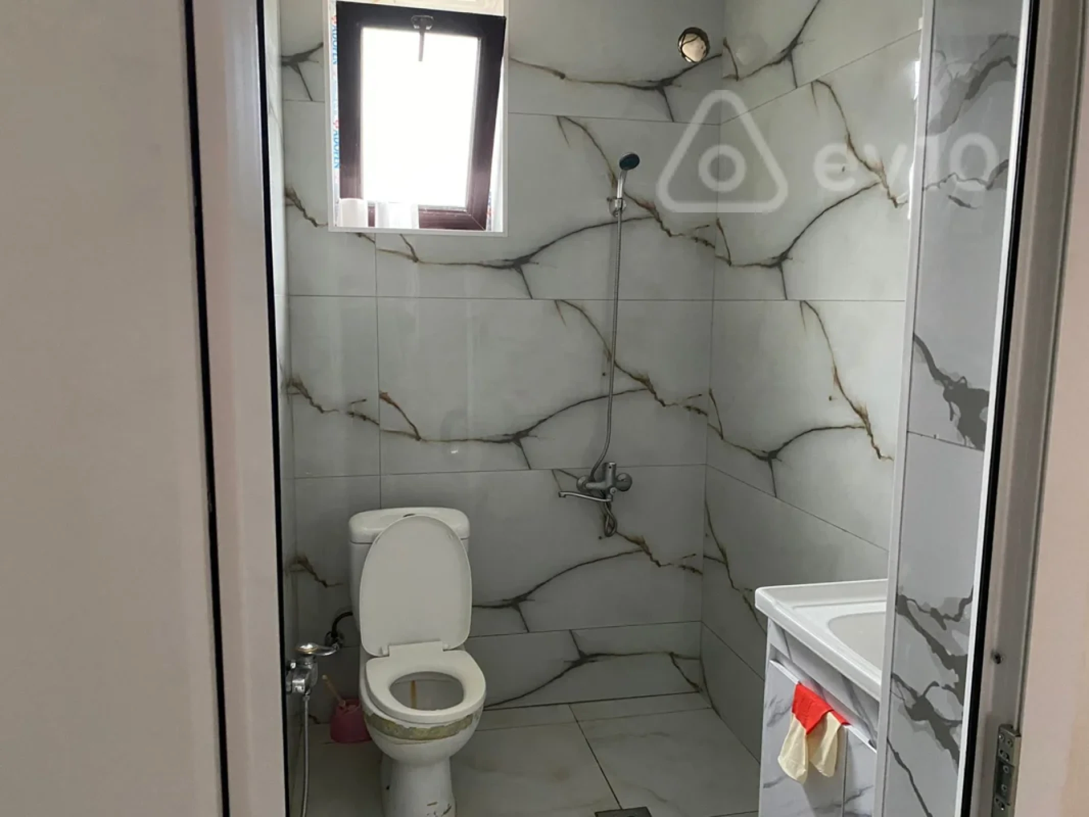 Kirayə verilir 3 otaqlı həyət evi 100 m²