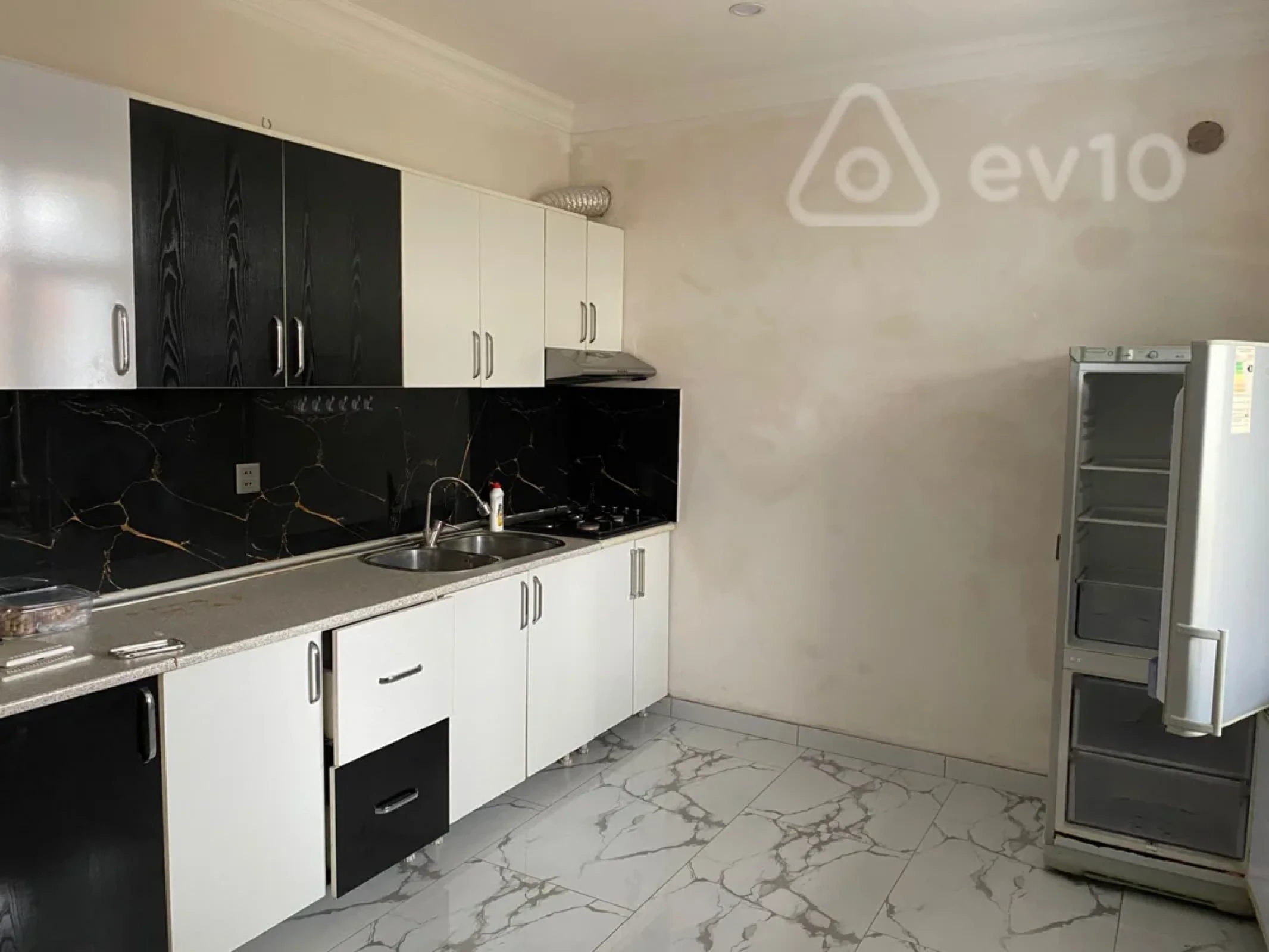 Kirayə verilir 3 otaqlı həyət evi 100 m²