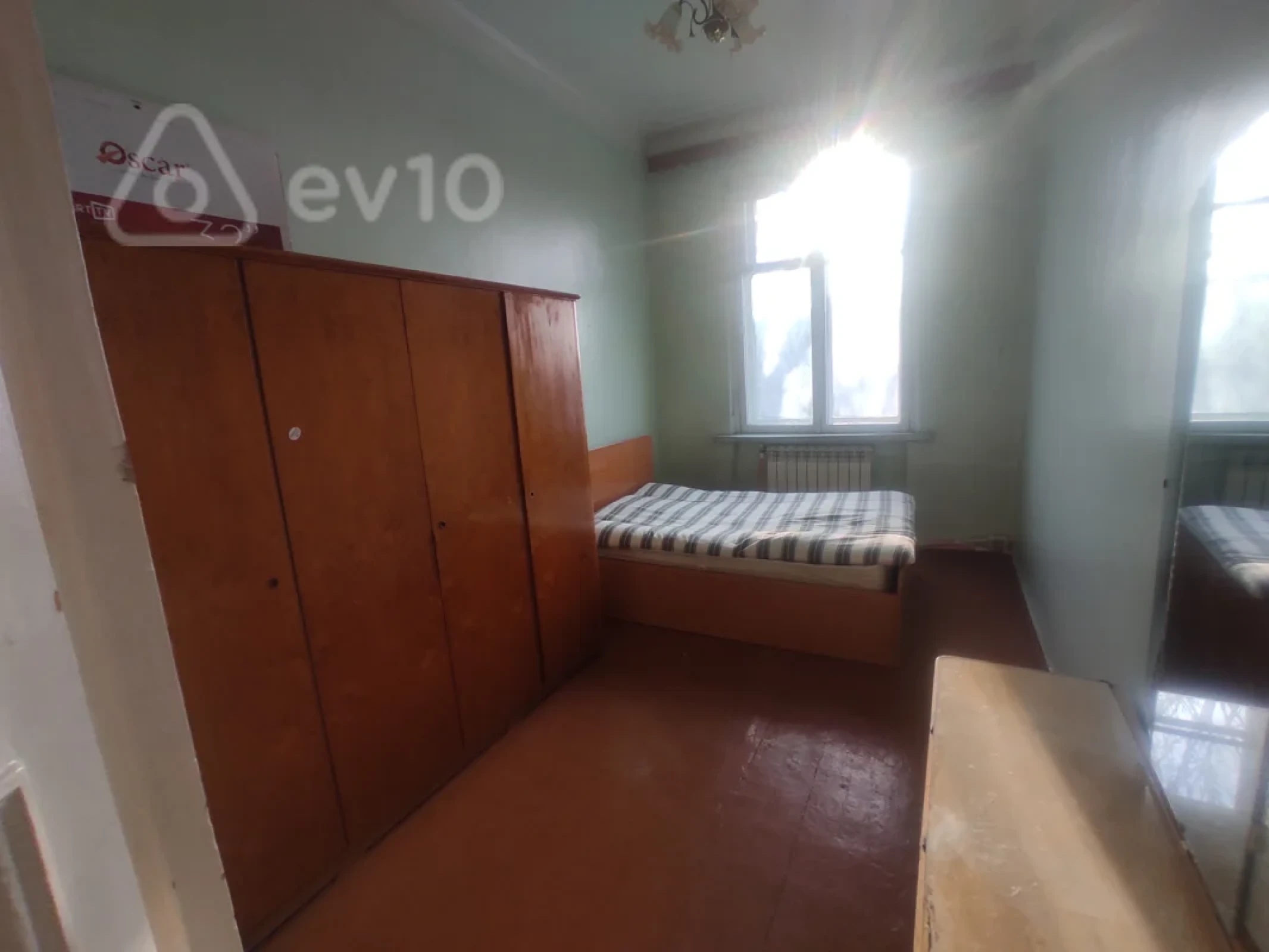 Kirayə verilir 2 otaqlı köhnə tikili 55 m²