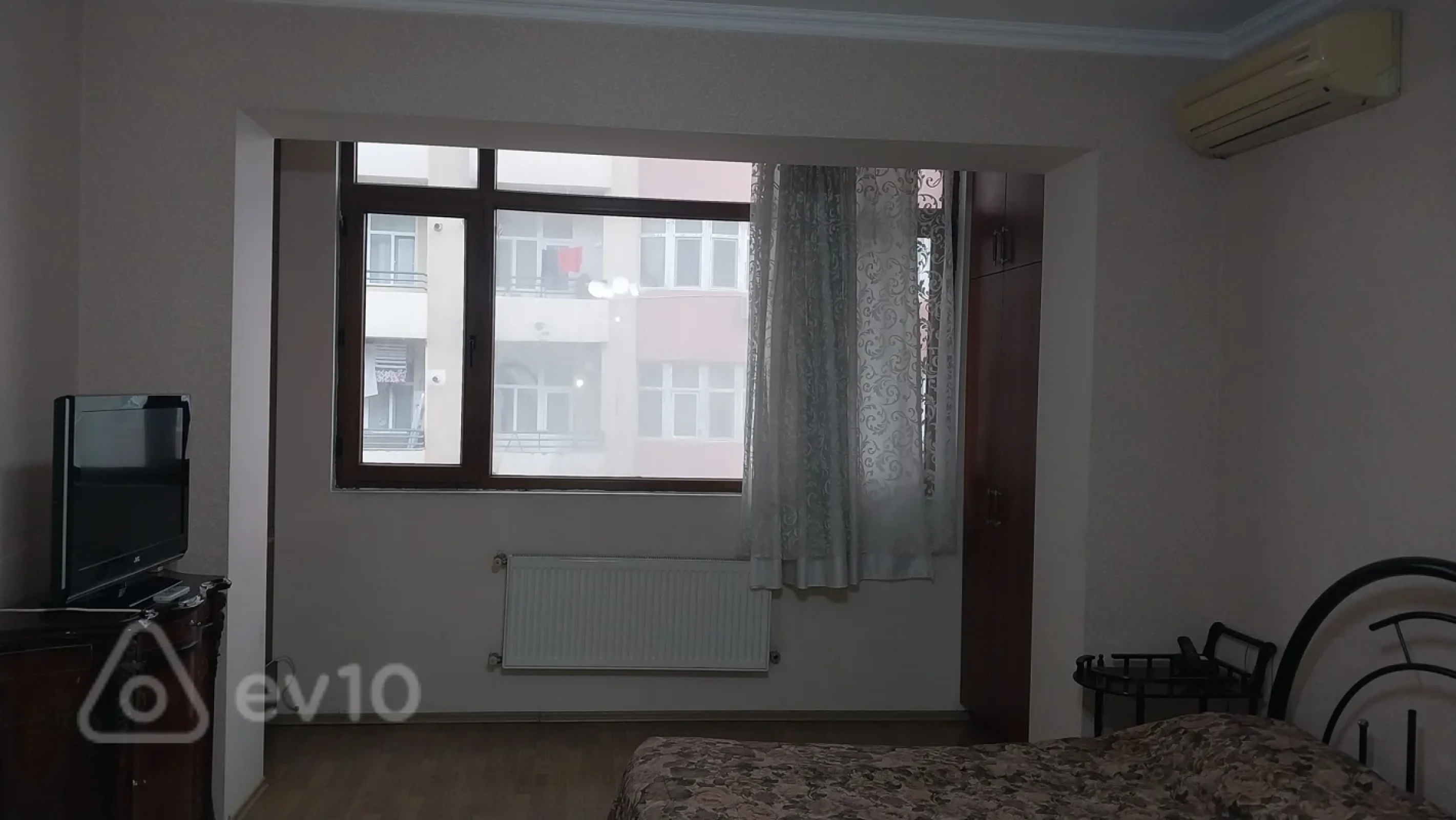 Kirayə verilir 1 otaqlı köhnə tikili 34 m²