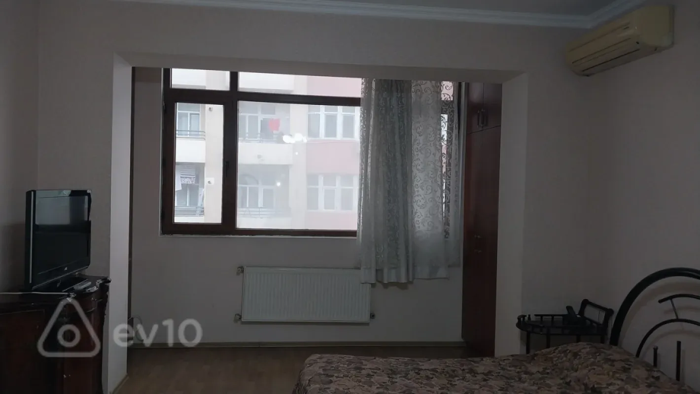Kirayə verilir 1 otaqlı köhnə tikili 34 m²