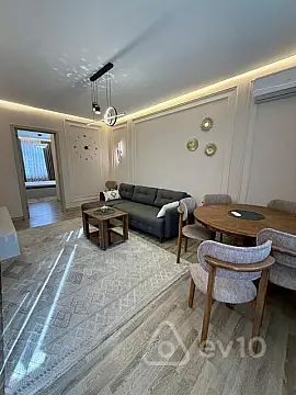 Kirayə verilir 2 otaqlı köhnə tikili 68 m²
