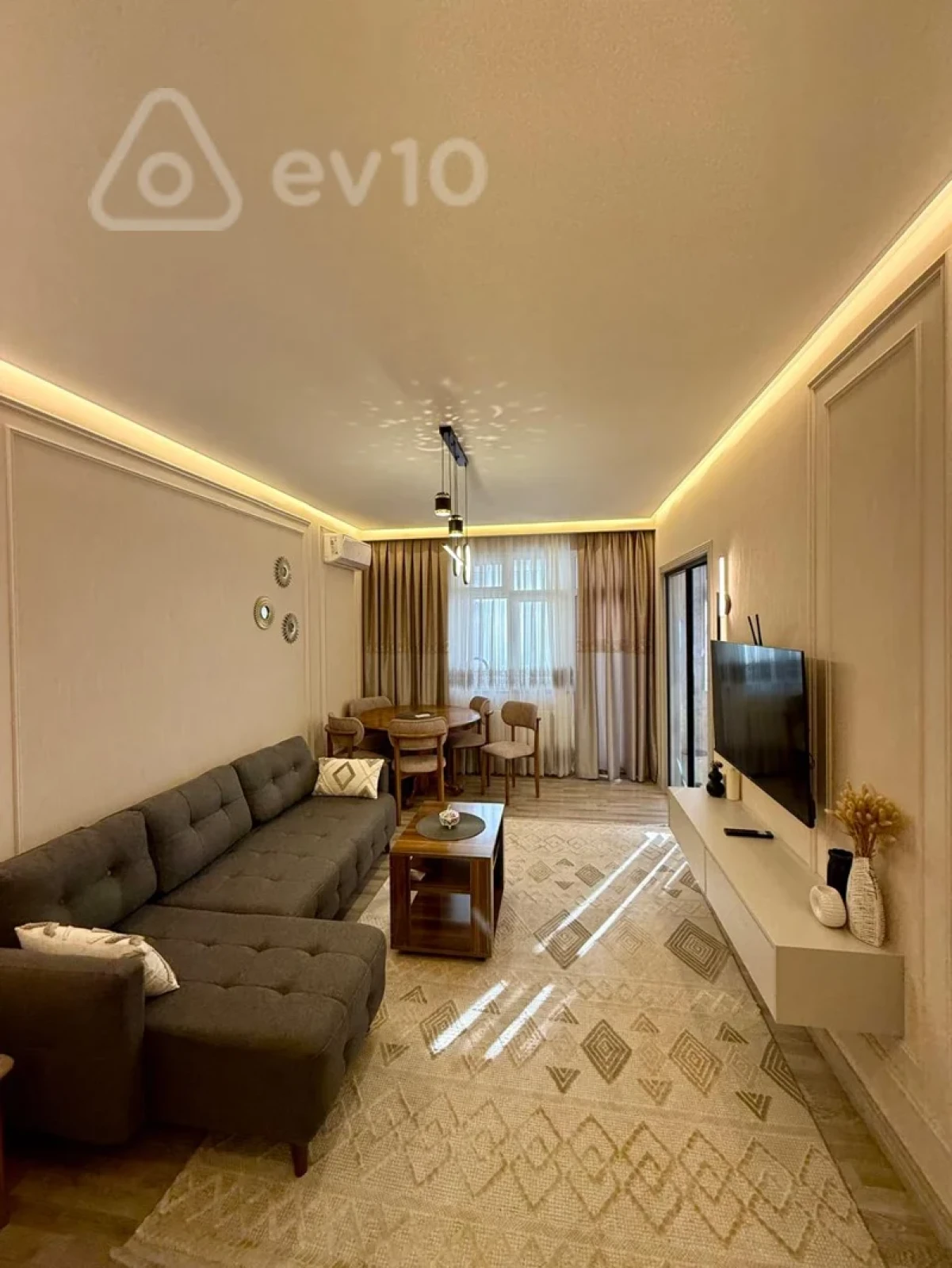 Kirayə verilir 2 otaqlı köhnə tikili 68 m²