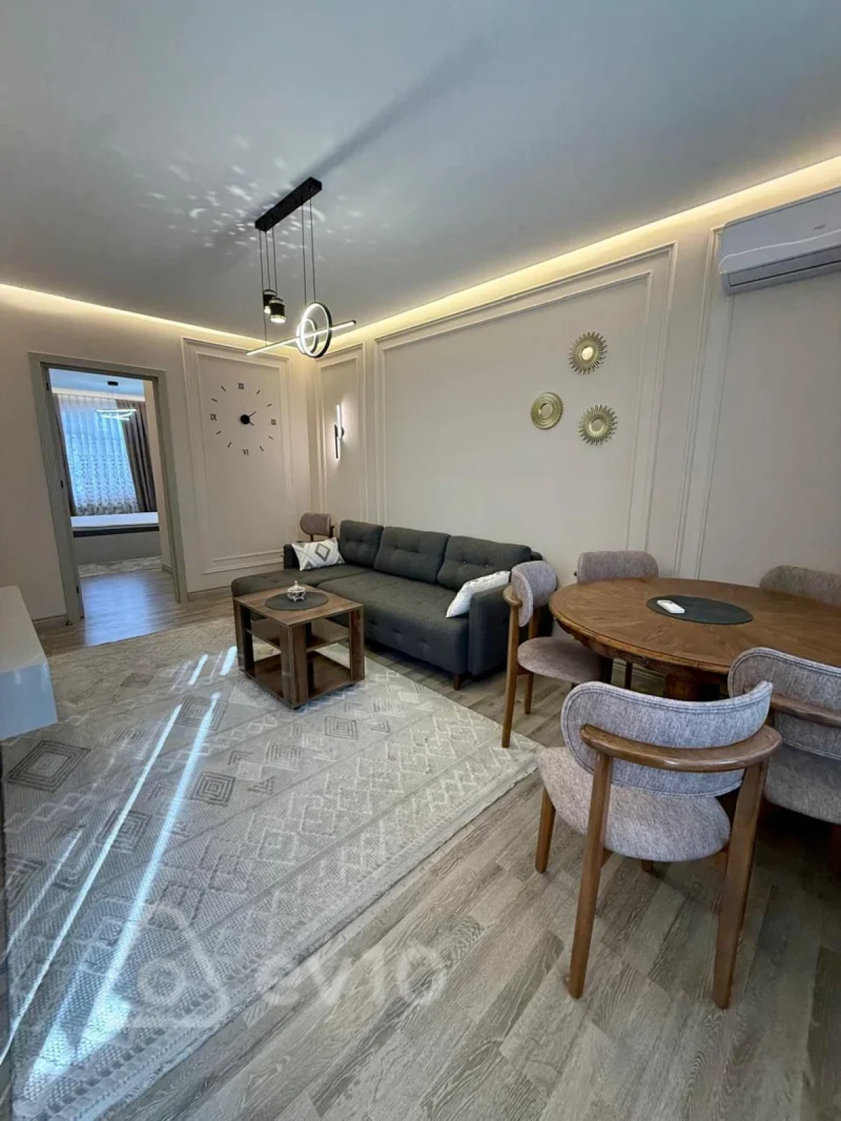 Kirayə verilir 2 otaqlı köhnə tikili 68 m²