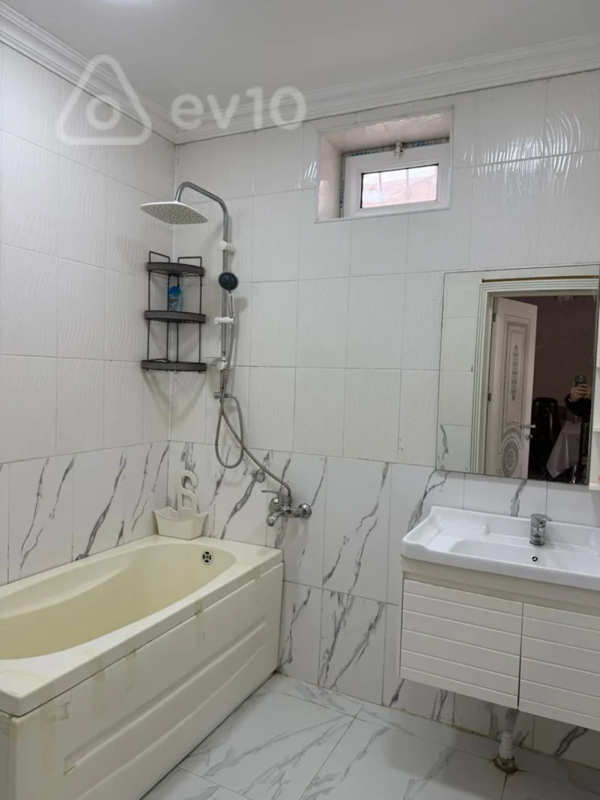 Kirayə verilir 3 otaqlı həyət evi 110 m²