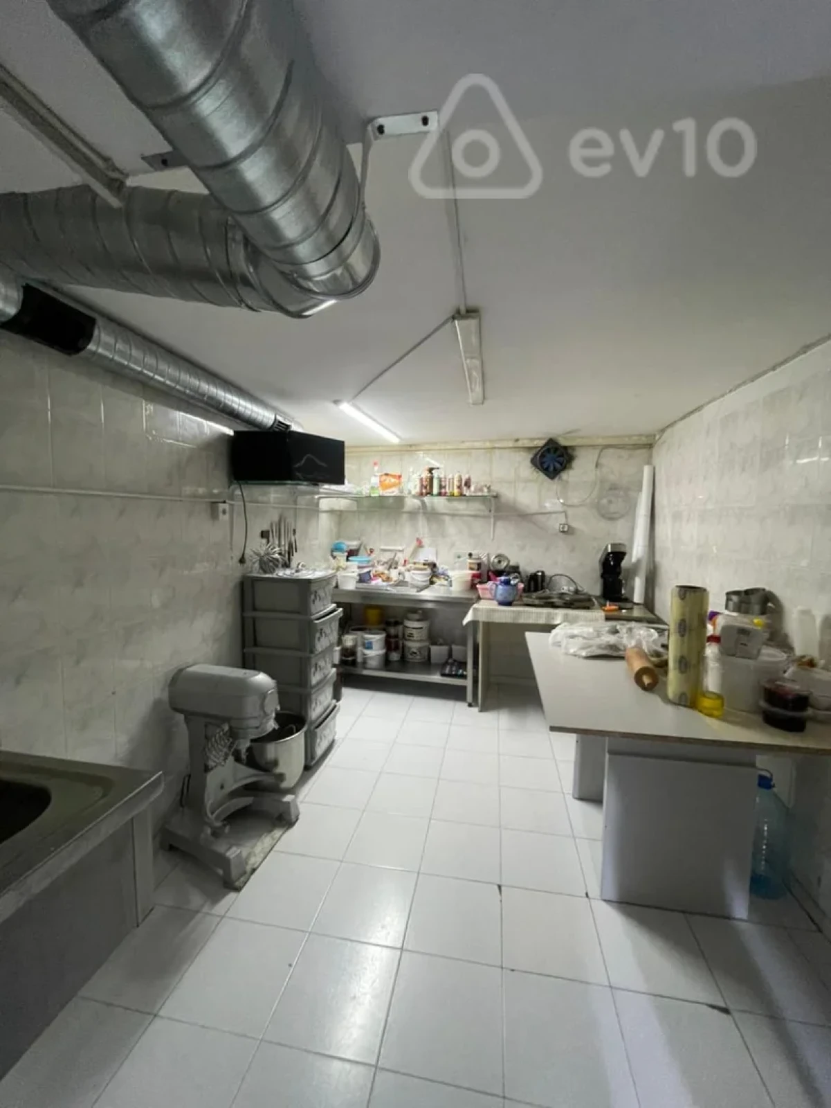 Kirayə verilir mənzil 70 m²