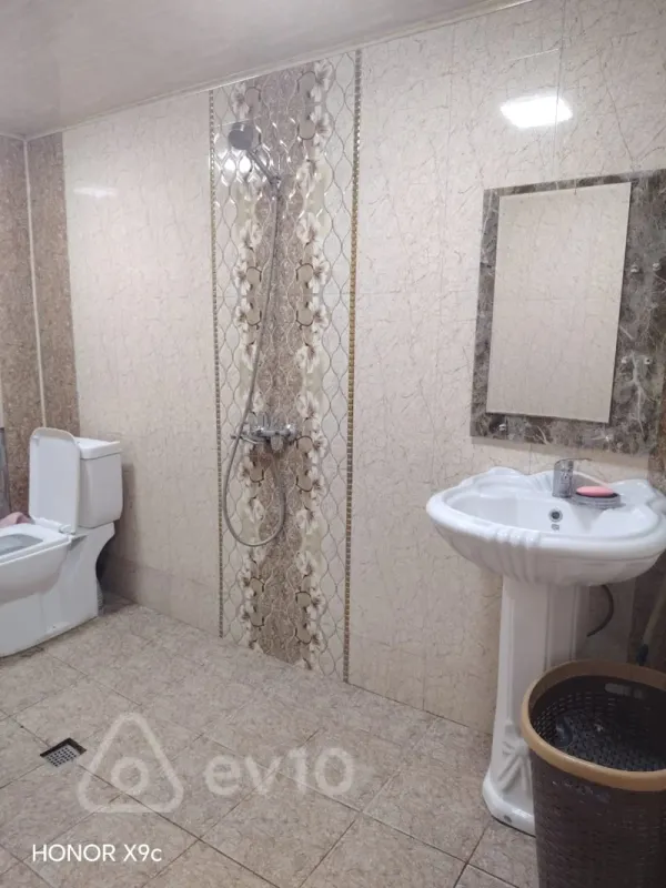 Kirayə verilir 2 otaqlı həyət evi 70 m²